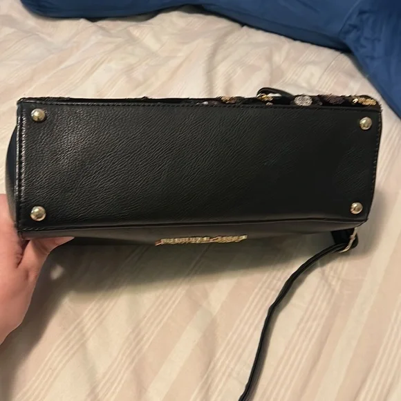 Betsey Johnson leopard sequin handbag - Picture 6 of 7